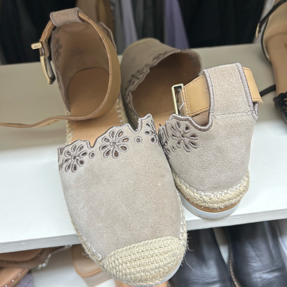 Eyelet espadrilles
